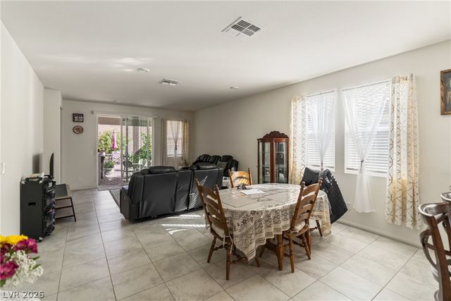 984 Brilliant Meadow Avenue, North Las Vegas, NV 89086