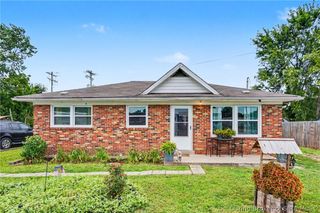 932 Whelan Lane, Jeffersonville, IN 47130