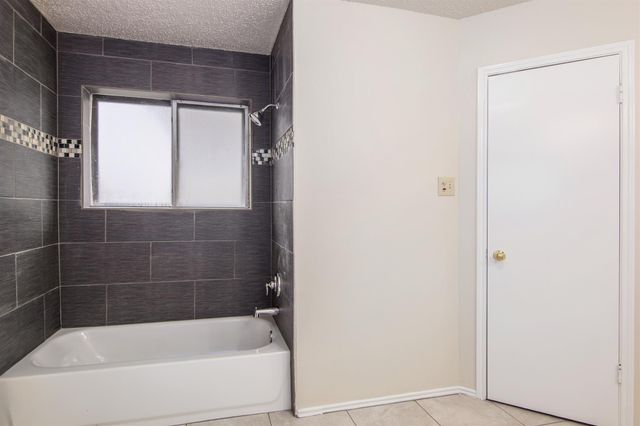 4930 Shadowdale Drive, Houston, TX 77041