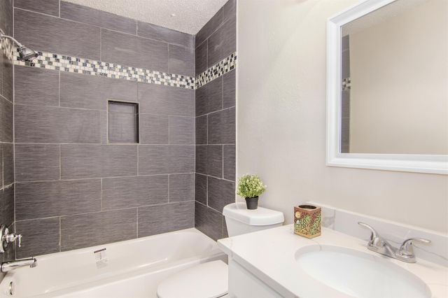 4930 Shadowdale Drive, Houston, TX 77041