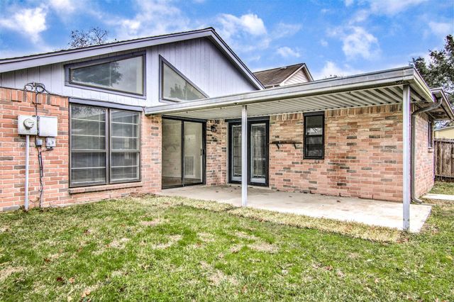 4930 Shadowdale Drive, Houston, TX 77041