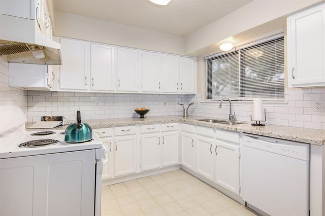 4930 Shadowdale Drive, Houston, TX 77041
