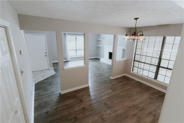 1256 Minhinette Drive, Roswell, GA 30075