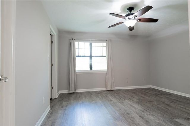 1256 Minhinette Drive, Roswell, GA 30075