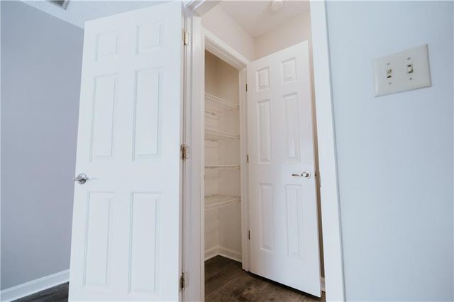 1256 Minhinette Drive, Roswell, GA 30075