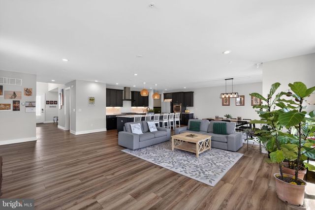 65 TRADESVILLE DR, Doylestown, PA 18901