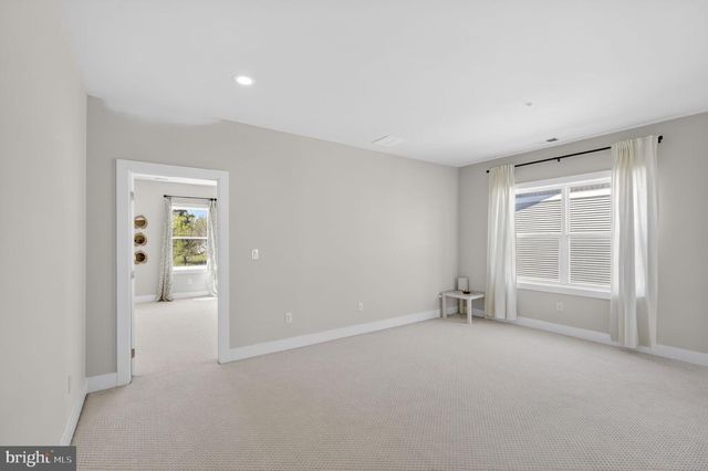 65 TRADESVILLE DR, Doylestown, PA 18901