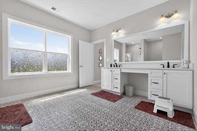65 TRADESVILLE DR, Doylestown, PA 18901