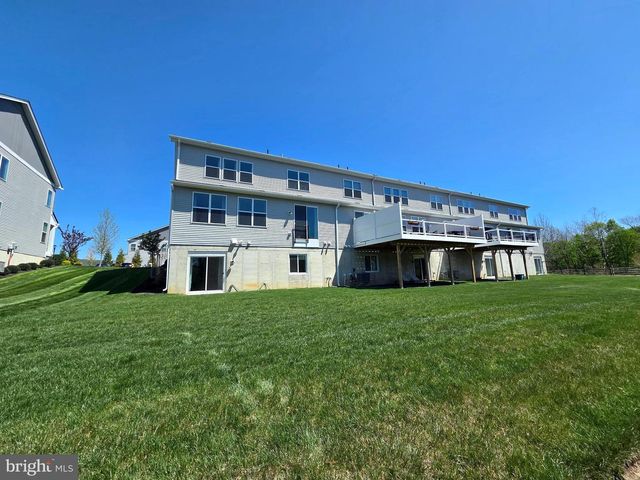 65 TRADESVILLE DR, Doylestown, PA 18901