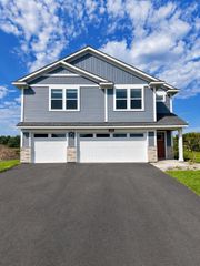 390 Florence Avenue S, Annandale, MN 55302