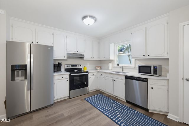 3500 Castlegate Drive, Raleigh, NC 27616