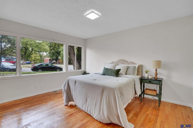 5411 Wilkins Circle, Lincoln, NE 68524