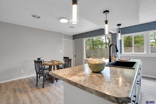 5411 Wilkins Circle, Lincoln, NE 68524