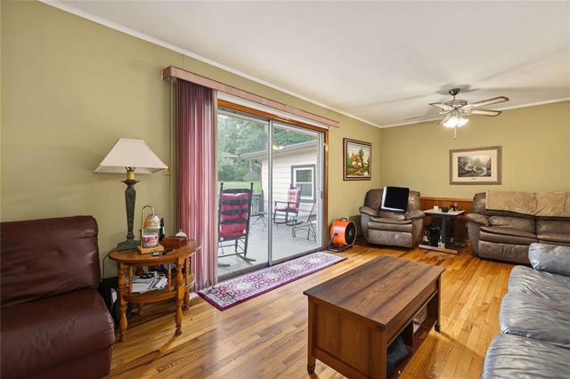 1237 Chapel Dr SW, Marietta, GA 30064