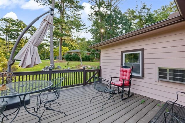 1237 Chapel Dr SW, Marietta, GA 30064