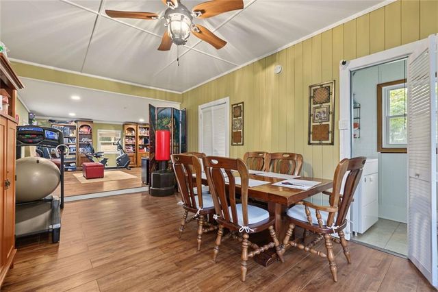 1237 Chapel Dr SW, Marietta, GA 30064