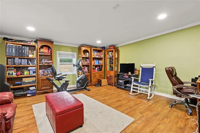 1237 Chapel Dr SW, Marietta, GA 30064
