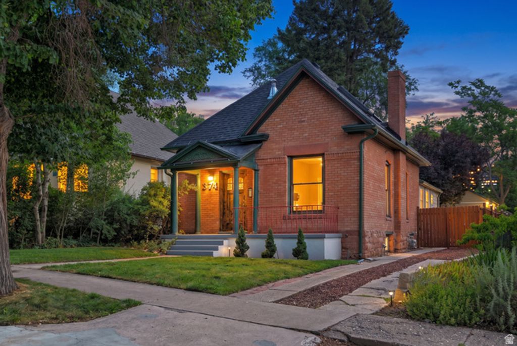 374 N F ST, Salt Lake City, UT 84103