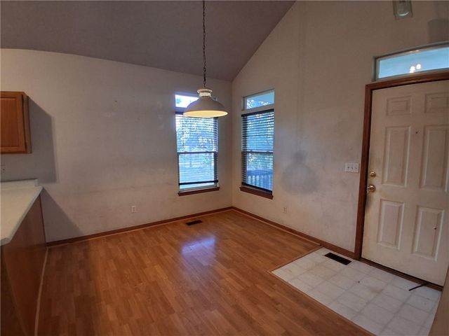 711 Brooklyn Avenue, Kansas City, MO 64124