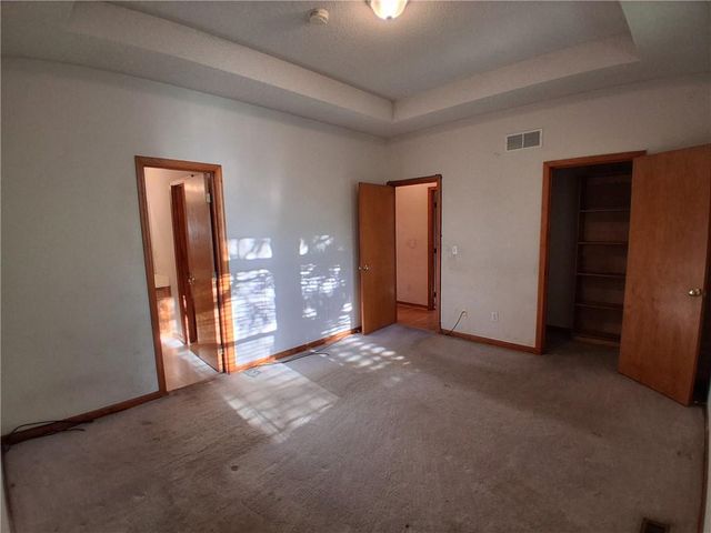 711 Brooklyn Avenue, Kansas City, MO 64124