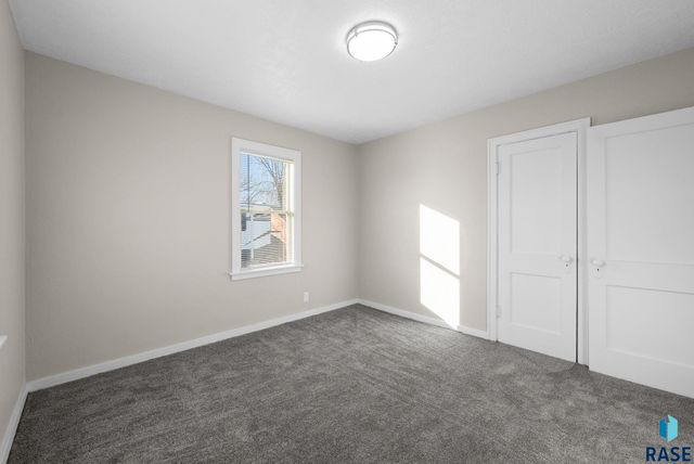 2000 W Madison St Street, Sioux Falls, SD 57104