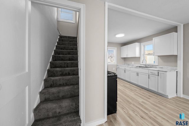 2000 W Madison St Street, Sioux Falls, SD 57104