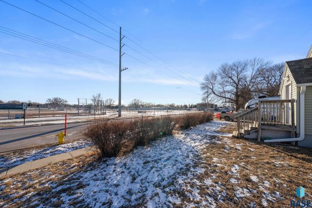 2000 W Madison St Street, Sioux Falls, SD 57104