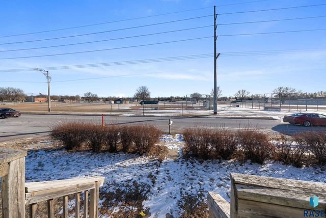 2000 W Madison St Street, Sioux Falls, SD 57104