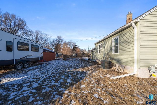 2000 W Madison St Street, Sioux Falls, SD 57104