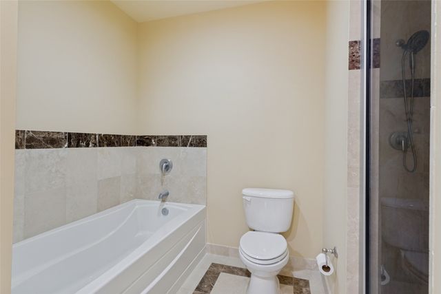 500 Throckmorton Street 1104, Fort Worth, TX 76102