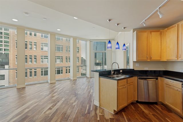 500 Throckmorton Street 1104, Fort Worth, TX 76102