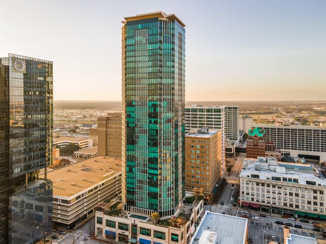 500 Throckmorton Street 1104, Fort Worth, TX 76102