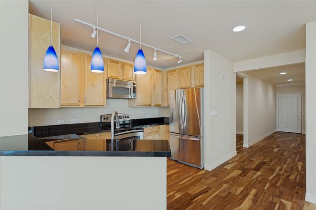 500 Throckmorton Street 1104, Fort Worth, TX 76102