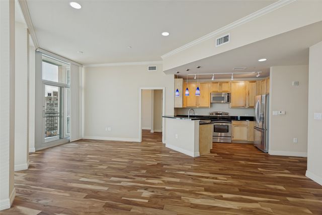 500 Throckmorton Street 1104, Fort Worth, TX 76102
