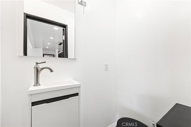 17600 Stare Street, Northridge, CA 91325