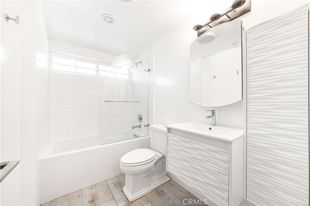 17600 Stare Street, Northridge, CA 91325