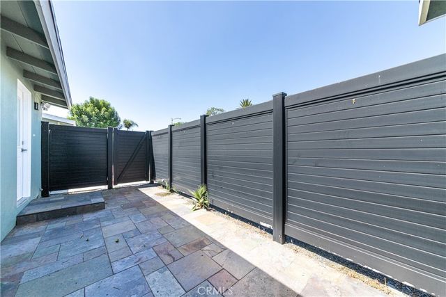 17600 Stare Street, Northridge, CA 91325