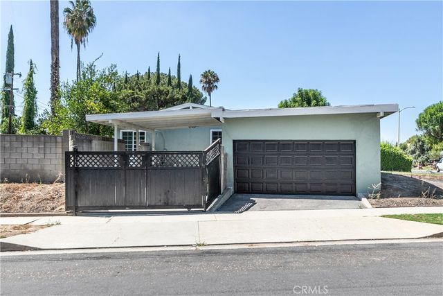 17600 Stare Street, Northridge, CA 91325