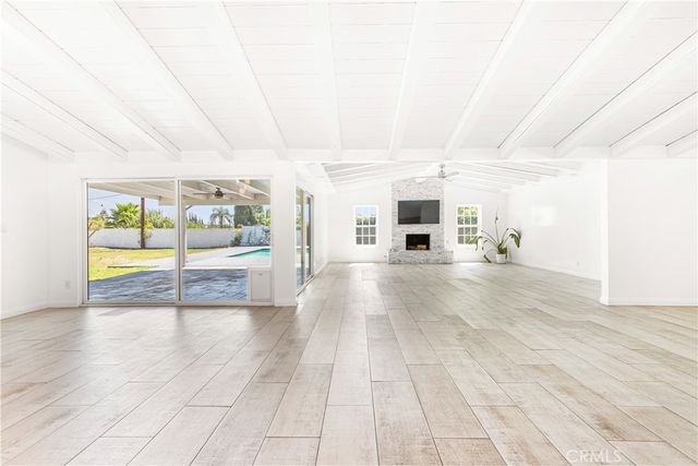 17600 Stare Street, Northridge, CA 91325