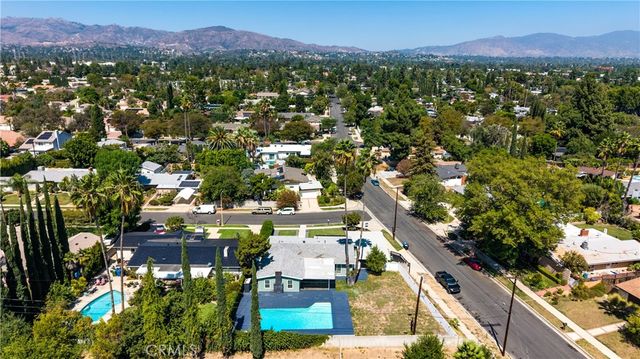 17600 Stare Street, Northridge, CA 91325