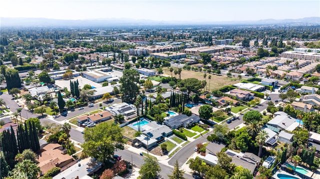 17600 Stare Street, Northridge, CA 91325