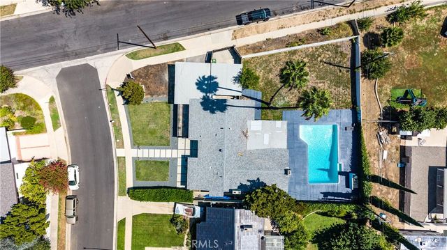 17600 Stare Street, Northridge, CA 91325