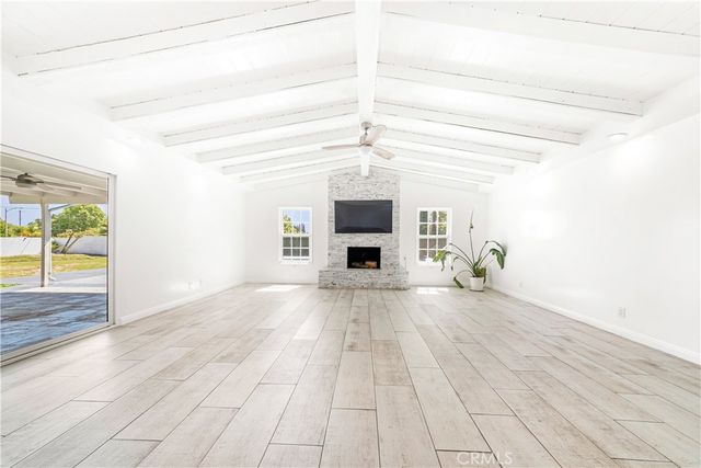 17600 Stare Street, Northridge, CA 91325