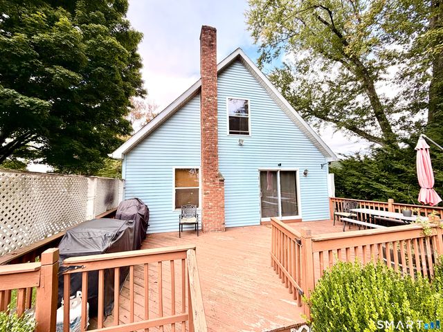 150 East Lake Street, Winchester, CT 06098