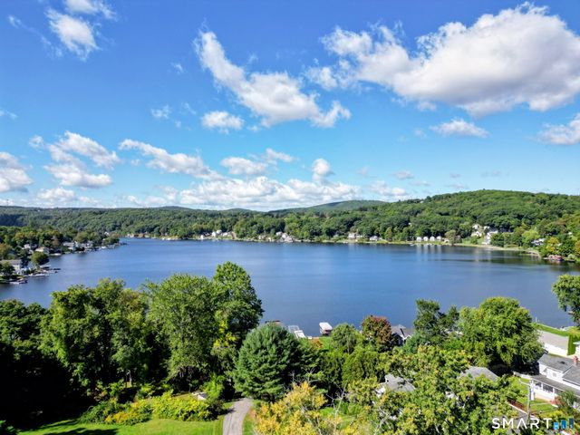 150 East Lake Street, Winchester, CT 06098