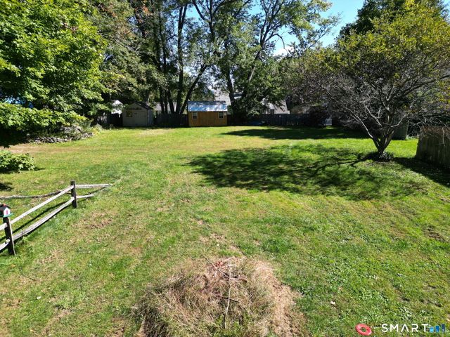 150 East Lake Street, Winchester, CT 06098