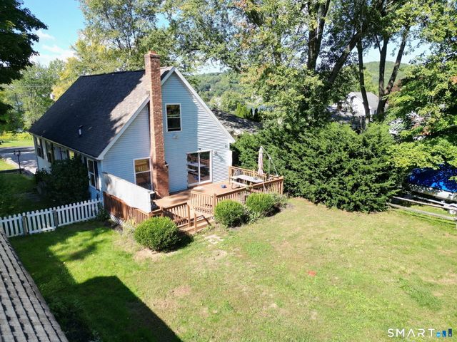 150 East Lake Street, Winchester, CT 06098