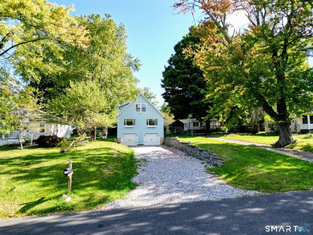 150 East Lake Street, Winchester, CT 06098
