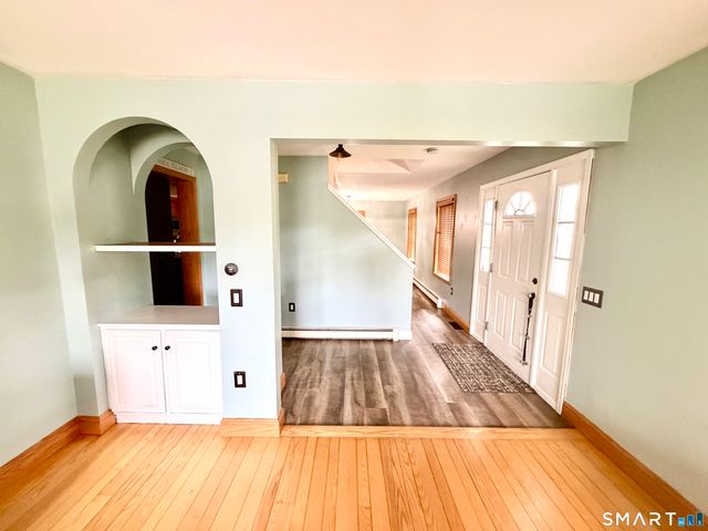 150 East Lake Street, Winchester, CT 06098