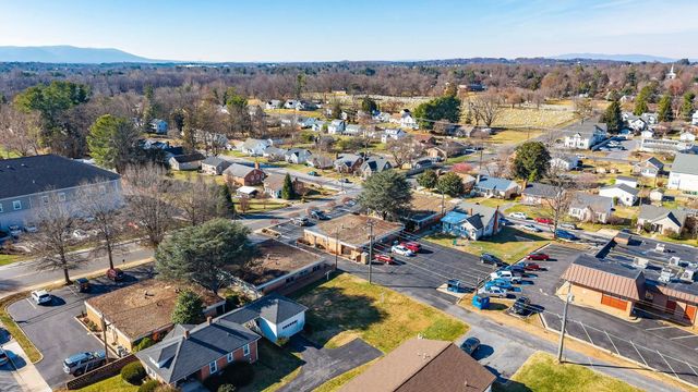 1305 13TH ST, Waynesboro, VA 22980